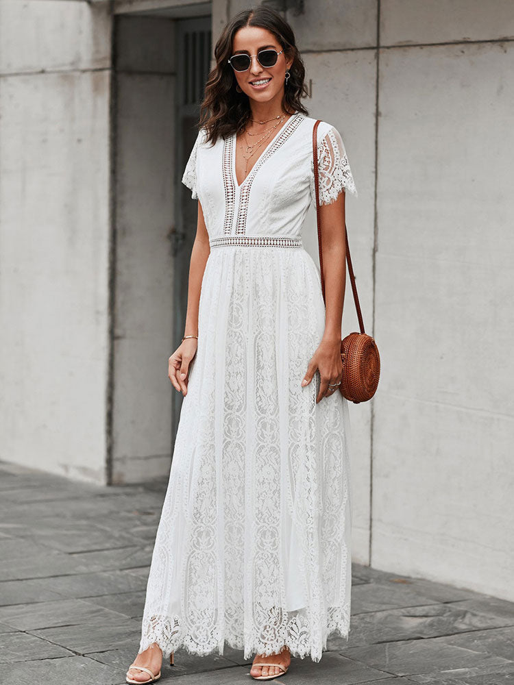 Beautifully Crafted Dress in a Classic Style
