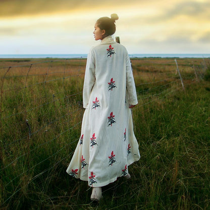 Beautifully Crafted Cardigan in a Classic Style