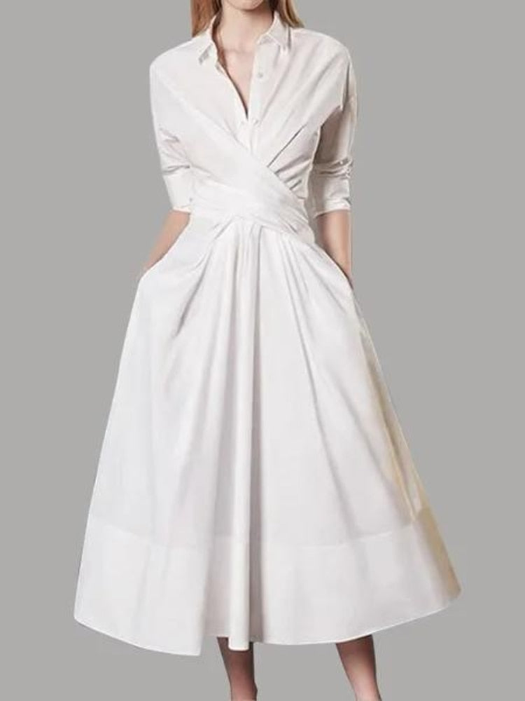Effortlessly Elegant Dress with a Timeless Design