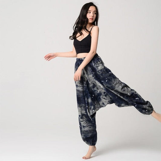 Classic Vintage Pants with a Flattering Fit