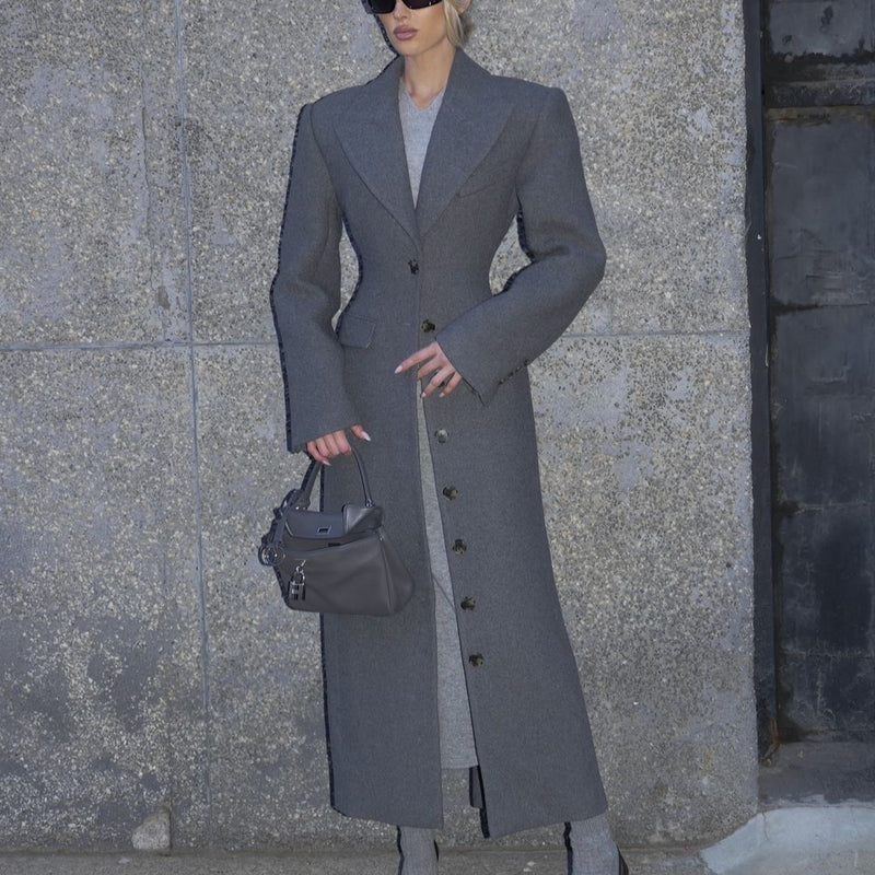 Classic Vintage Coat with a Flattering Fit