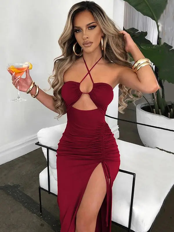 Gracefully Styled Dress for Any Occasion