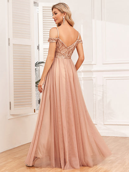Gracefully Styled Dress for Any Occasion