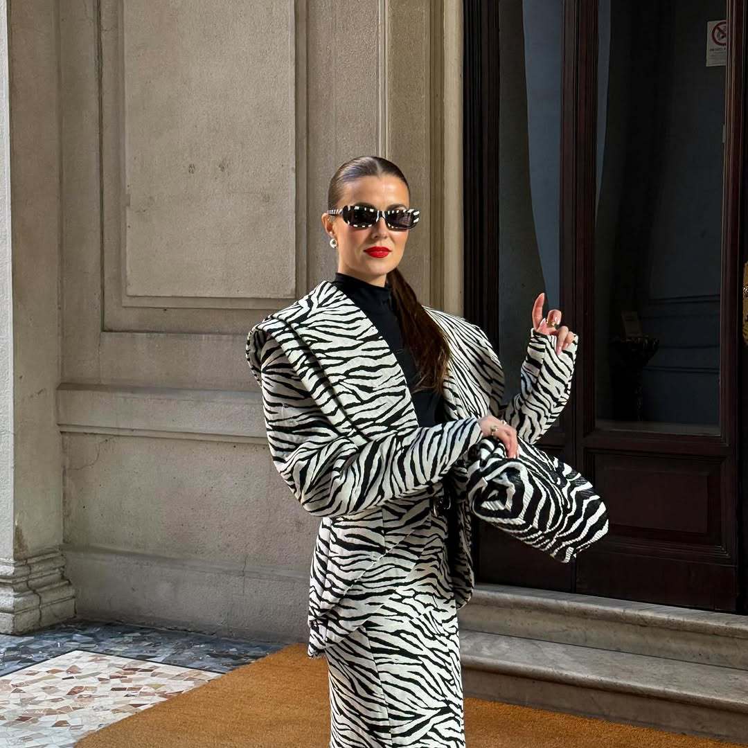 Elegantly Styled Coat for Everyday Wear