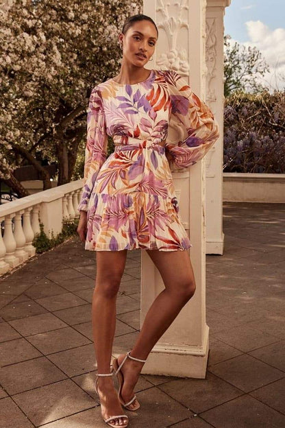 Sophisticated Dress with a Clean Classic Look