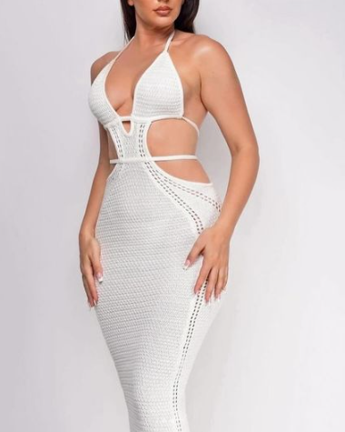 Well Tailored Dress with a Graceful Silhouette