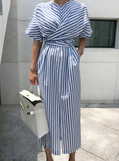 Gracefully Styled Dress for Any Occasion