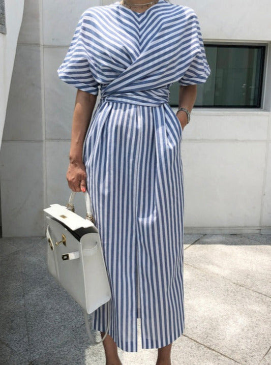 Gracefully Styled Dress for Any Occasion