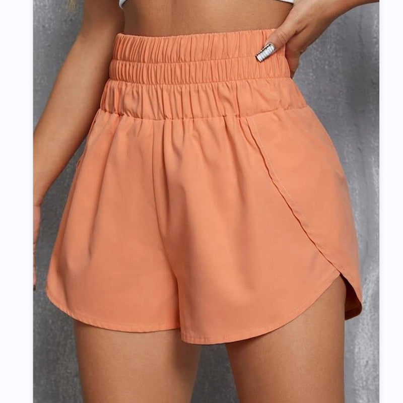 Beautifully Crafted Pants in a Classic Style