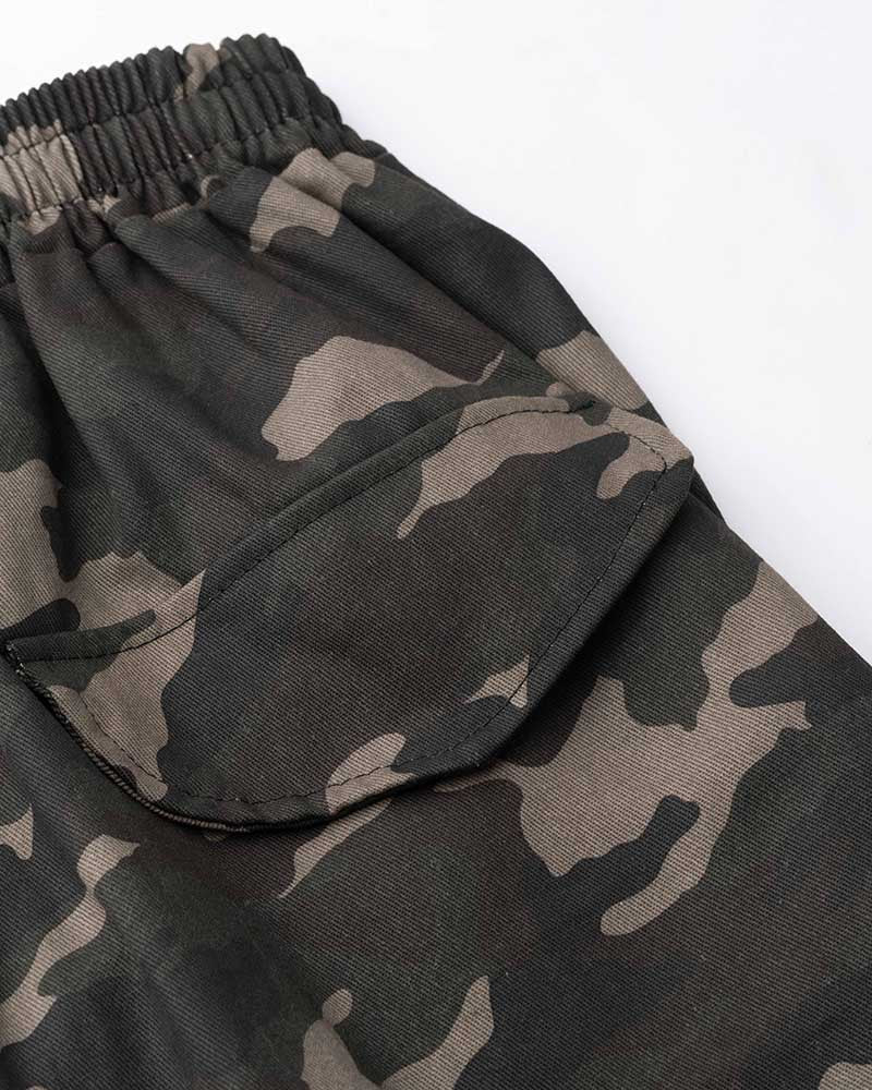 Elegantly Styled Pants for Everyday Wear