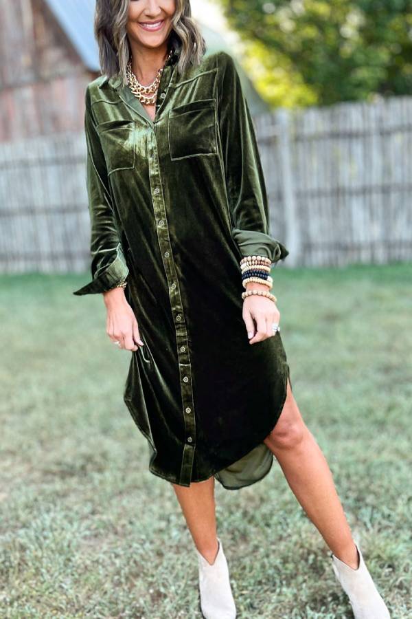 A Vintage Style Dress with Delicate Timeless Details