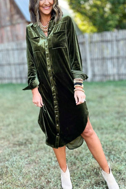 A Vintage Style Dress with Delicate Timeless Details