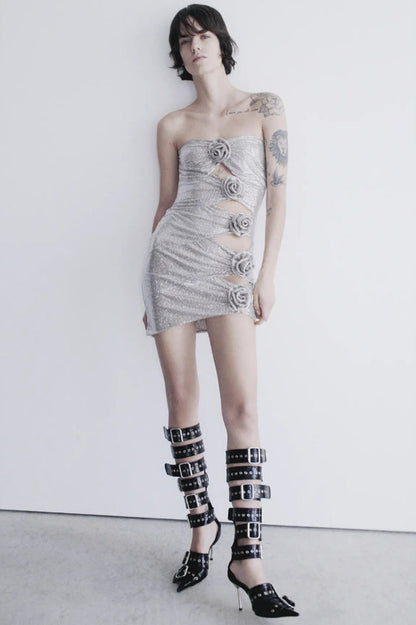 Classic Vintage Dress with a Flattering Fit