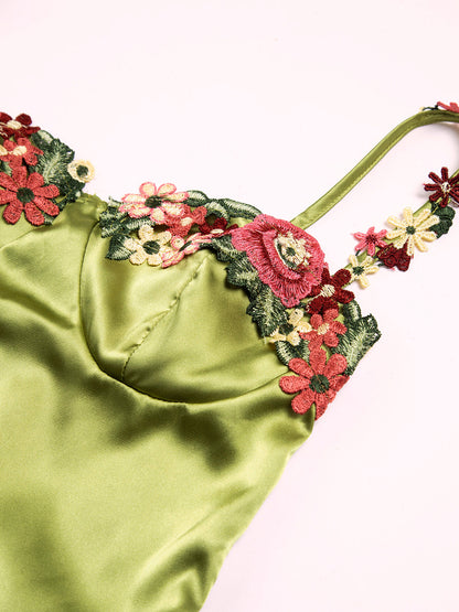 A Vintage Style Dress with Delicate Timeless Details