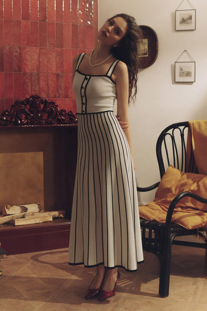 Sophisticated Dress with a Clean Classic Look