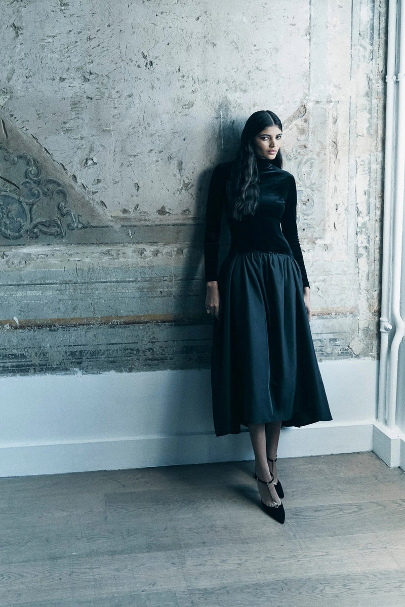 Polished Dress with an Effortless Classic Look