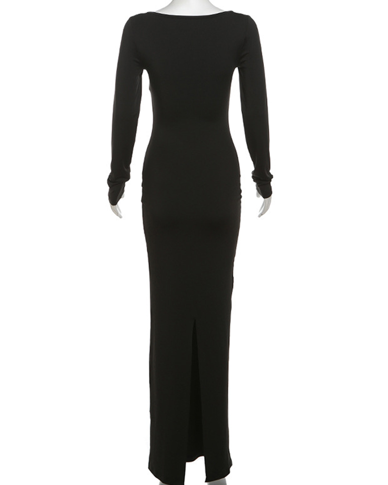Well Tailored Dress with a Graceful Silhouette