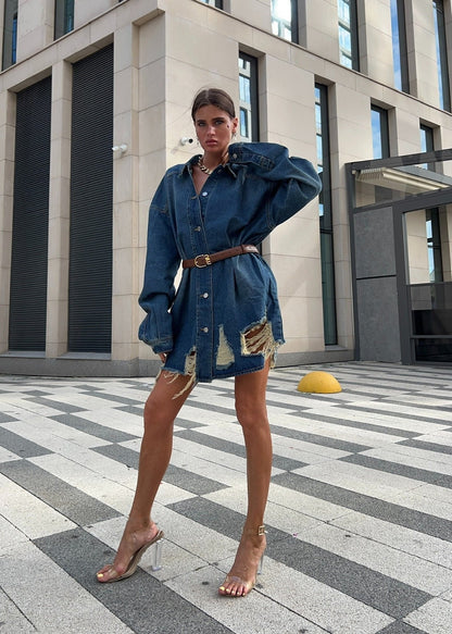 Classic Vintage Dress with a Flattering Fit