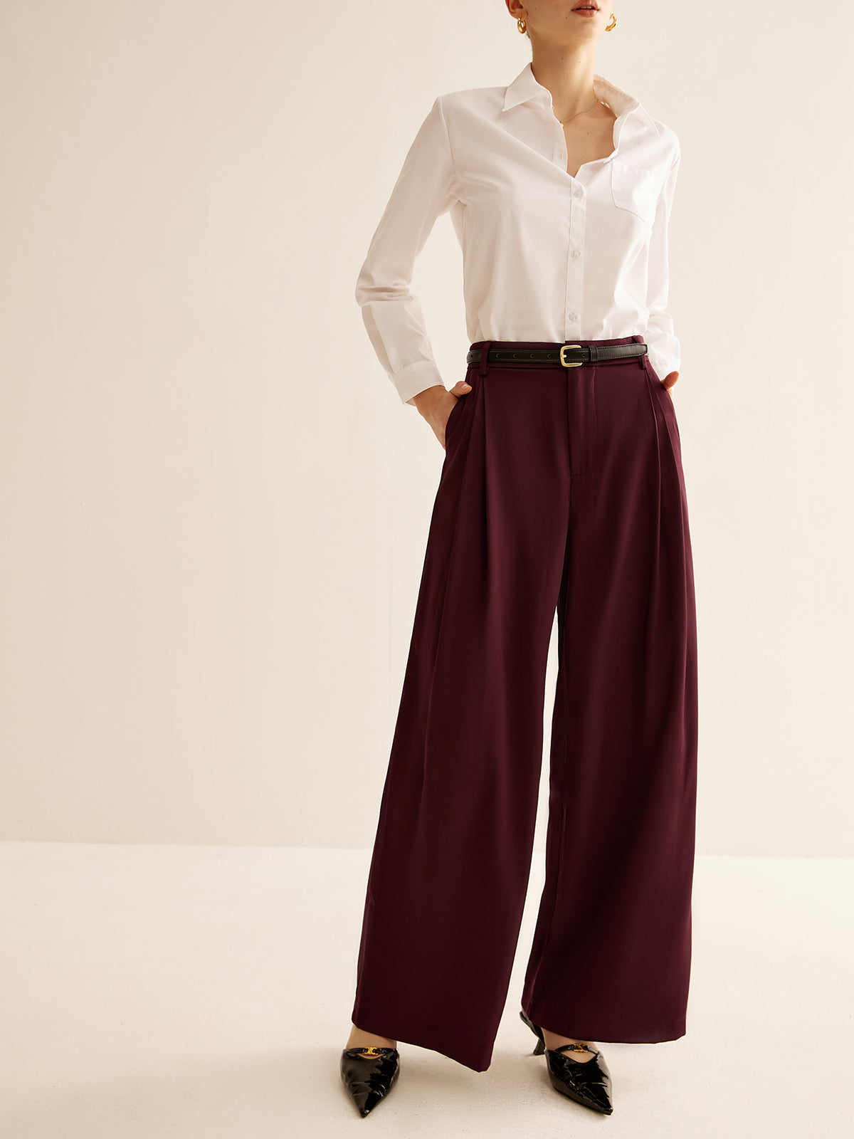 Elegantly Styled Pants for Everyday Wear