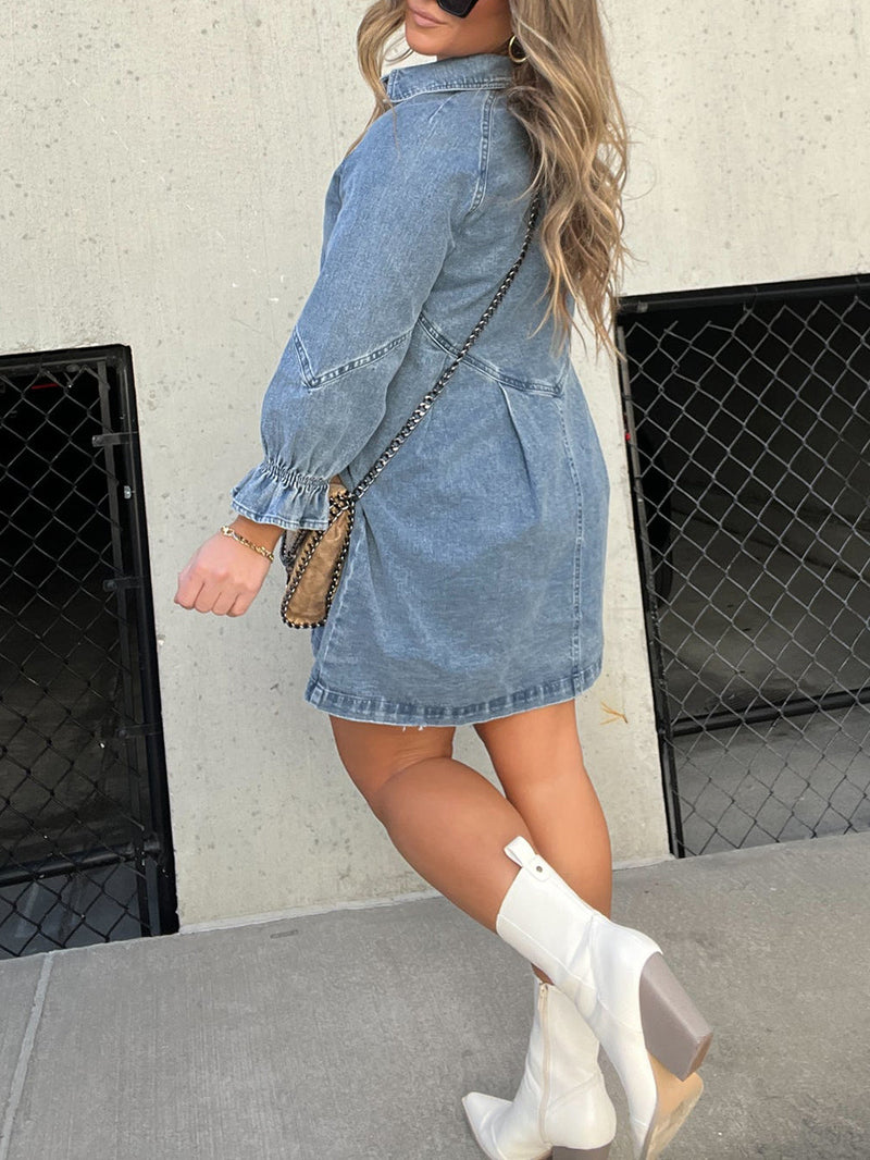 Gracefully Styled Dress for Any Occasion