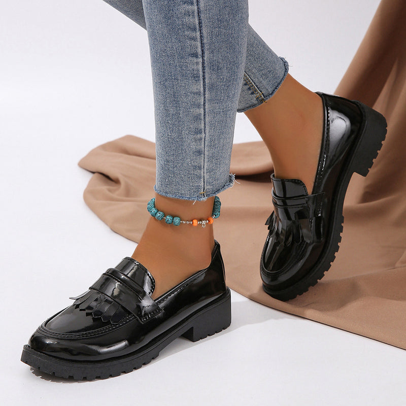 Graceful Orthopedic Loafers for Modern Look