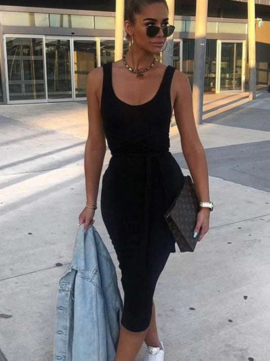 Effortlessly Elegant Dress with a Timeless Design