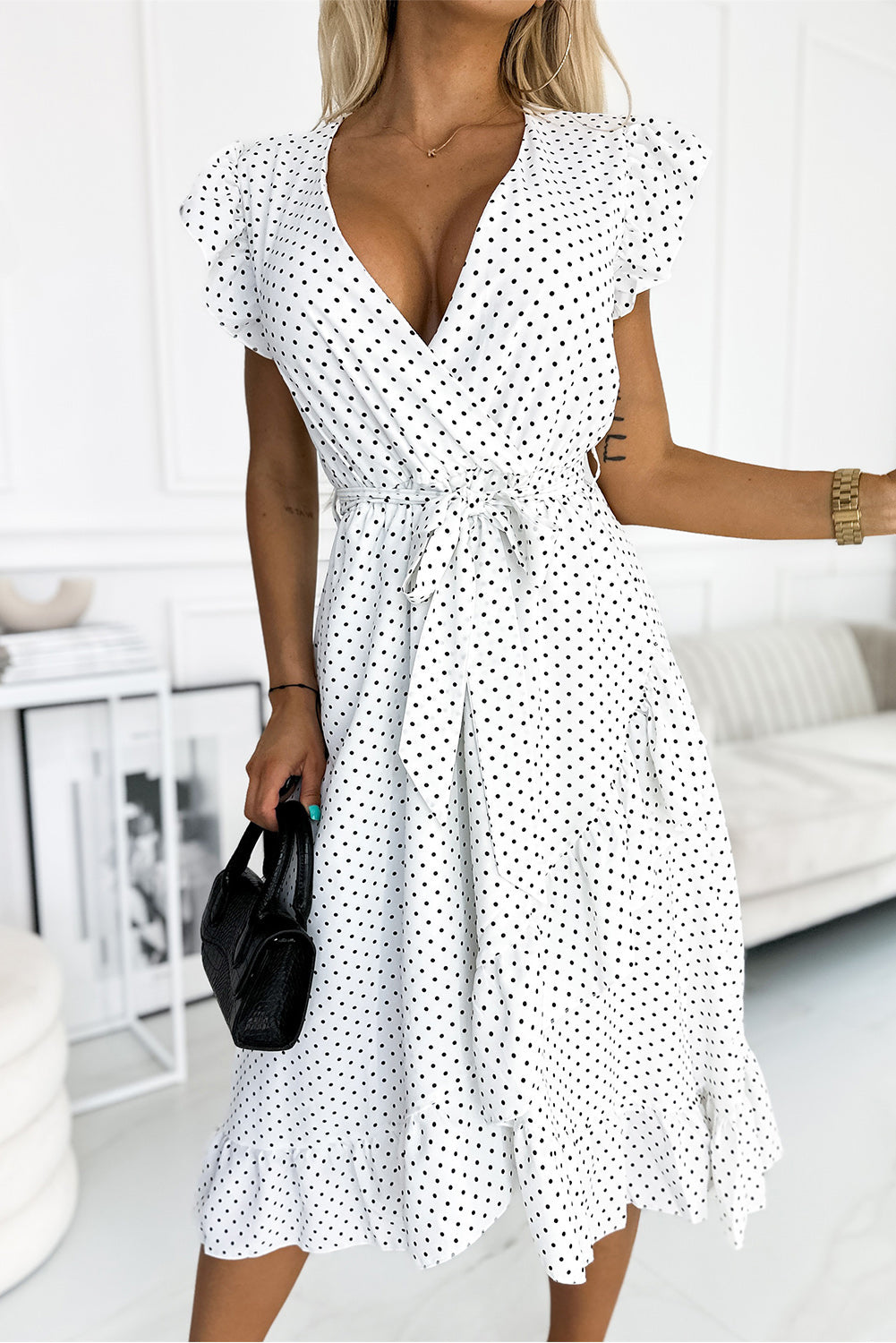 Classic Vintage Dress with a Flattering Fit