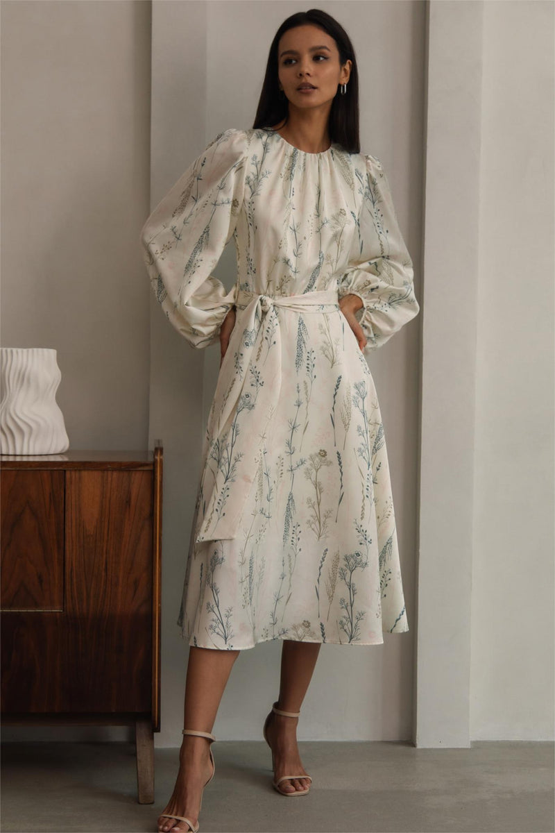 Effortlessly Elegant Dress with a Timeless Design