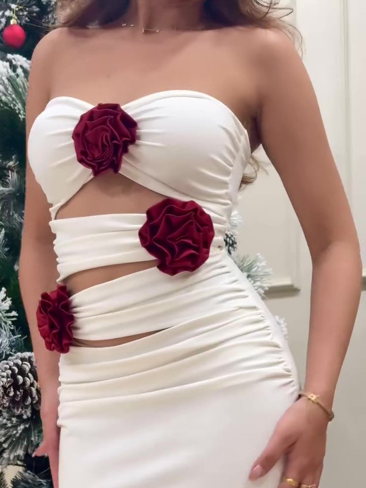 A Vintage Style Dress with Delicate Timeless Details