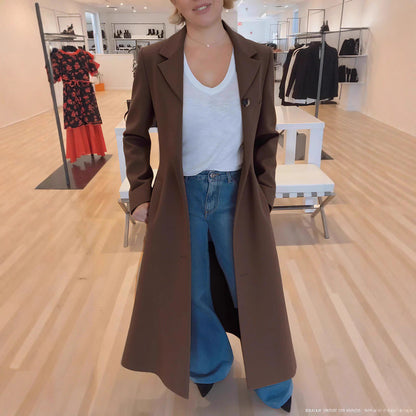 Gracefully Styled Coat for Any Occasion