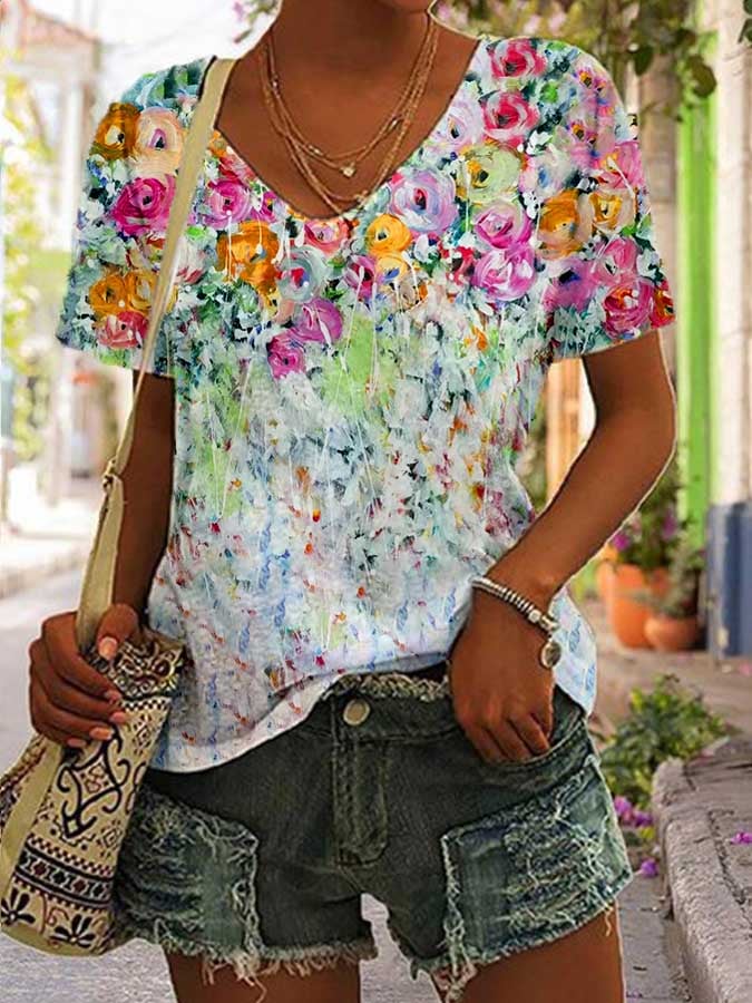 Beautifully Finished T-Shirt in a Timeless Design