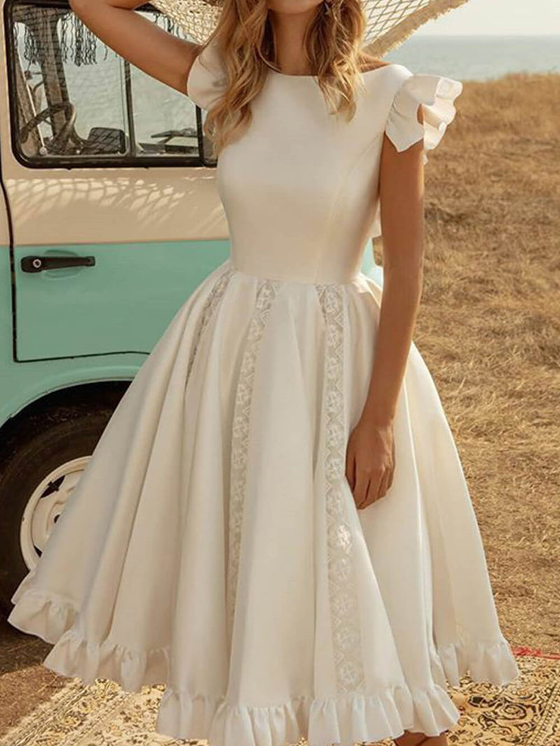 Beautifully Finished Dress in a Timeless Design