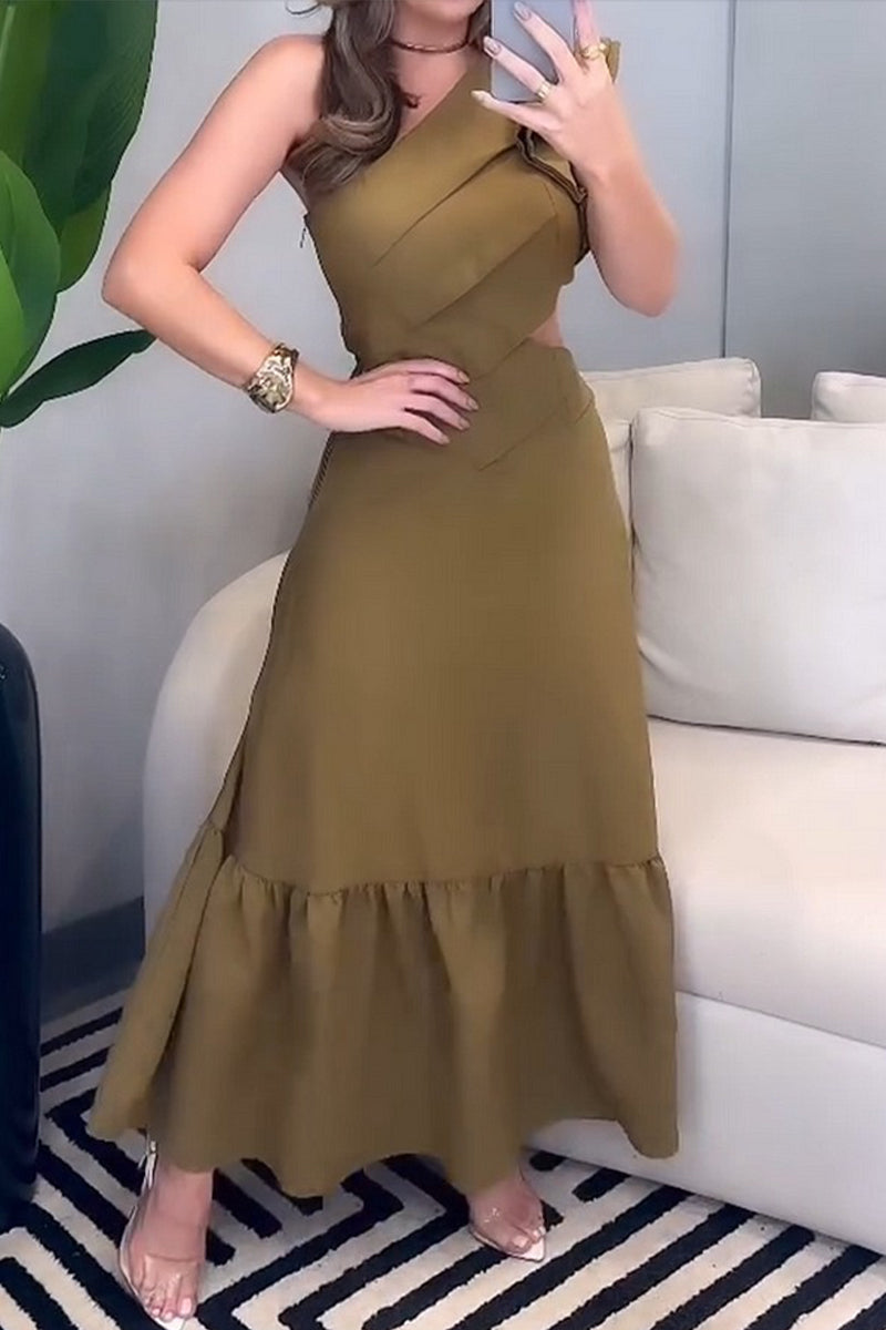 Gracefully Styled Dress for Any Occasion