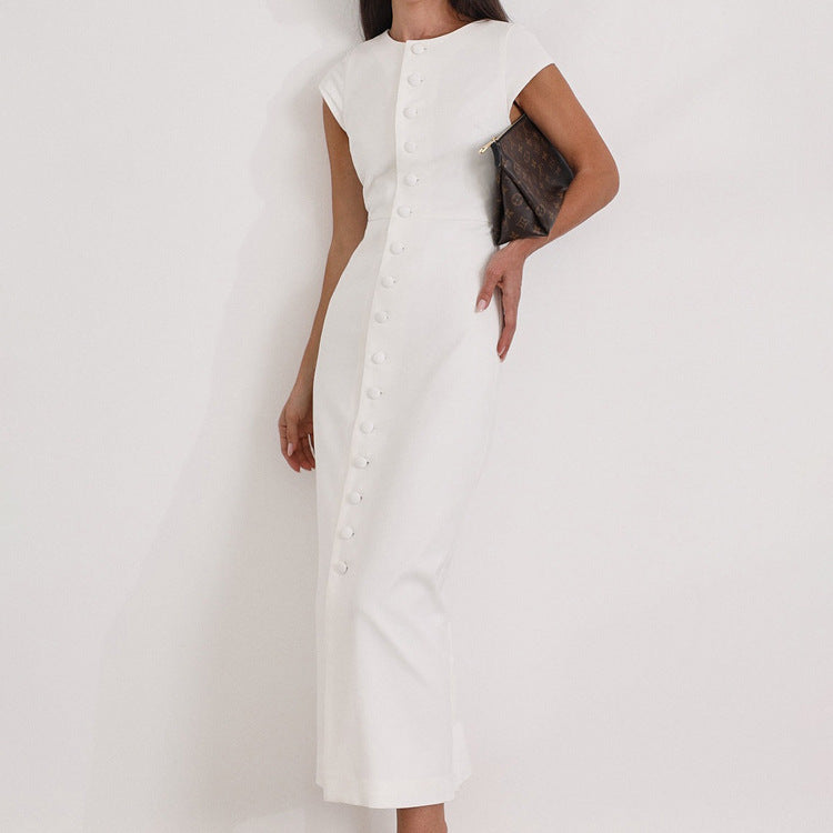 Effortlessly Elegant Dress with a Timeless Design