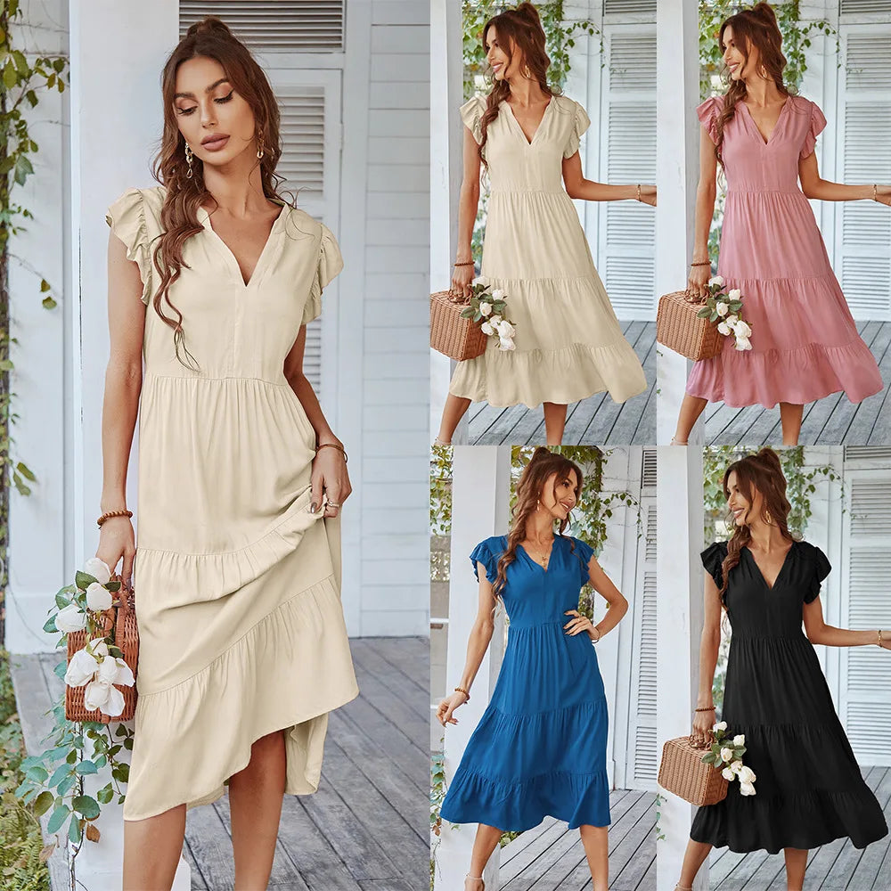 Beautifully Finished Dress in a Timeless Design