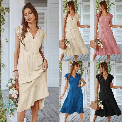 Beautifully Finished Dress in a Timeless Design