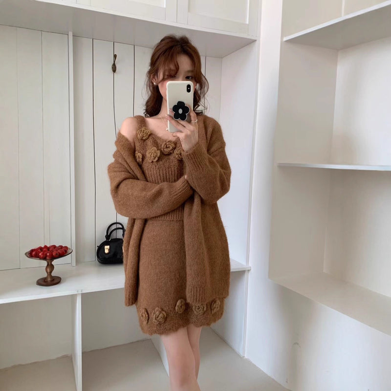 Gracefully Styled Sweater for Any Occasion