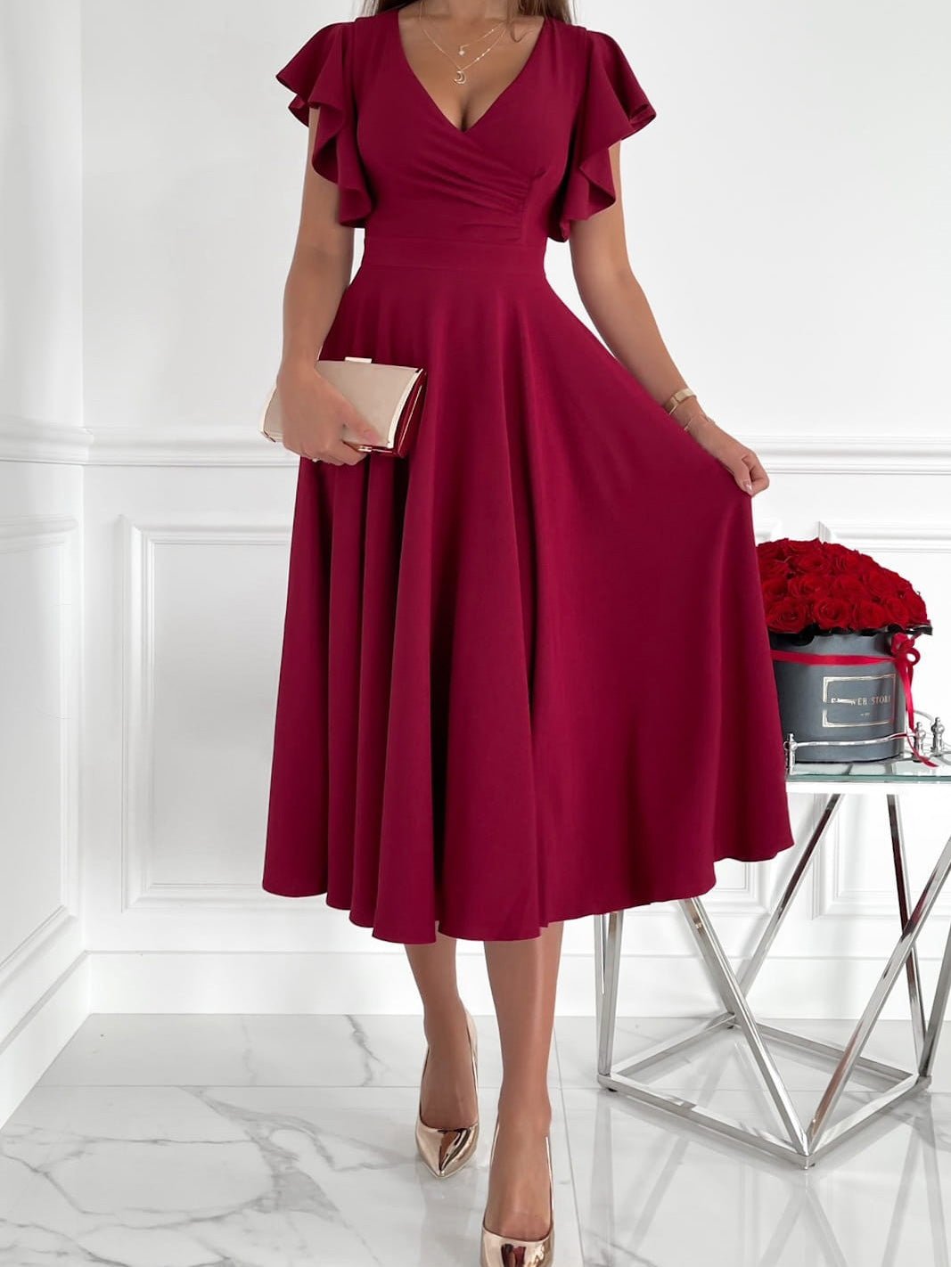 Beautifully Crafted Dress in a Classic Style