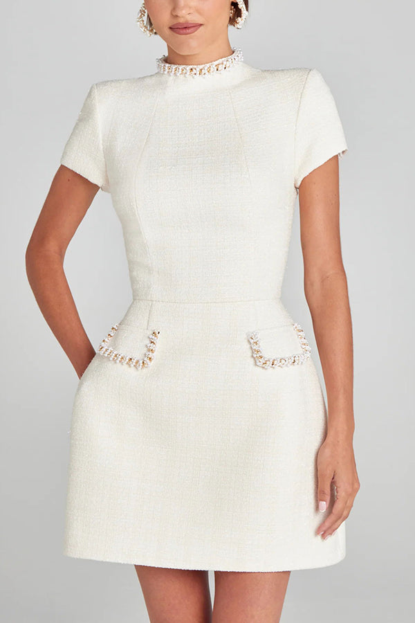 Beautifully Finished Dress in a Timeless Design