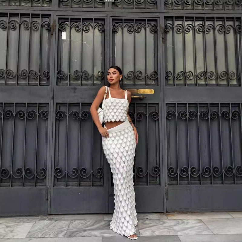 Sophisticated Garment with a Clean Classic Look