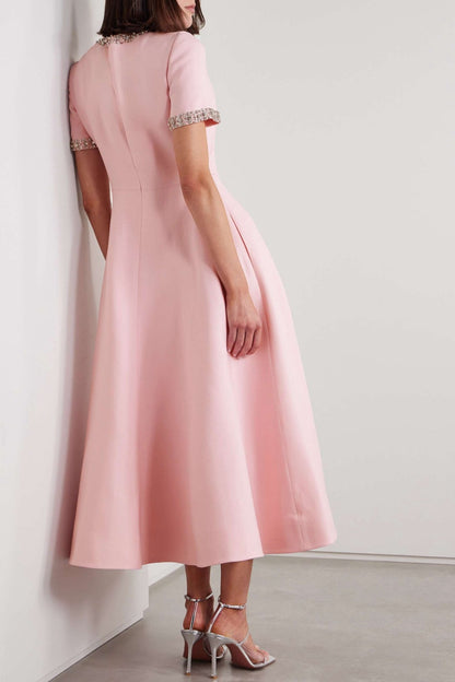 Sophisticated Dress with a Clean Classic Look