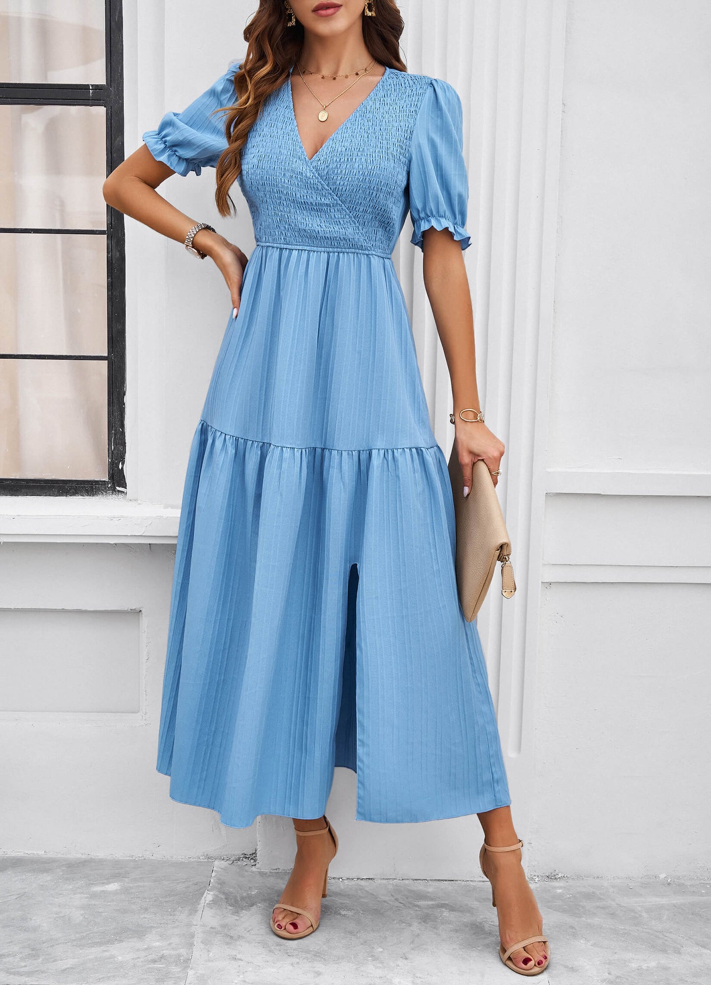 Sophisticated Dress with a Clean Classic Look