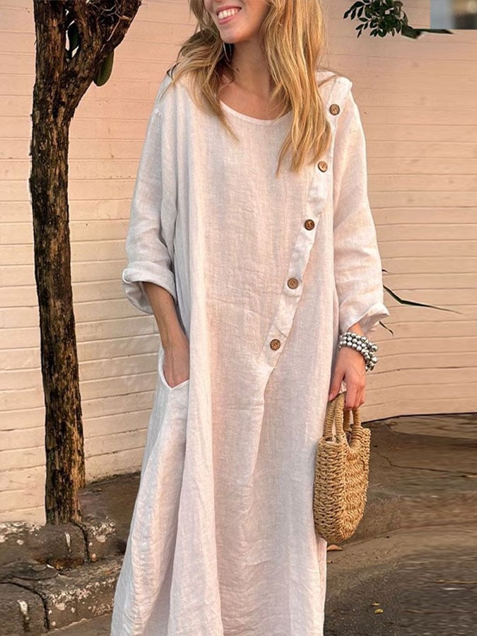 Well Tailored Dress with a Graceful Silhouette