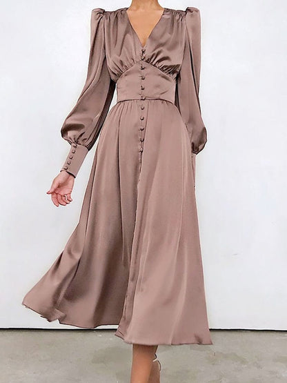 Polished Dress with an Effortless Classic Look