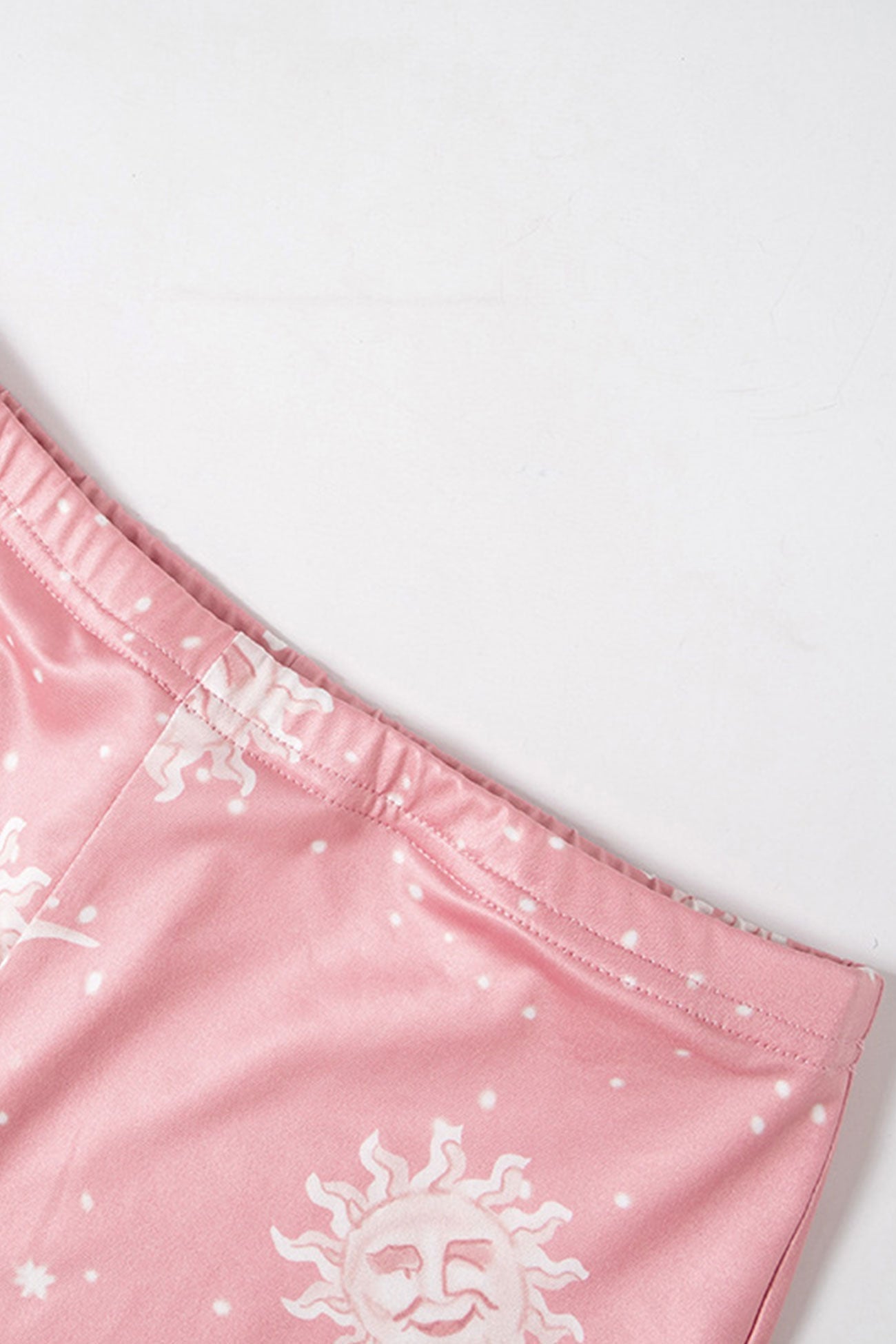Elegantly Styled Pants for Everyday Wear