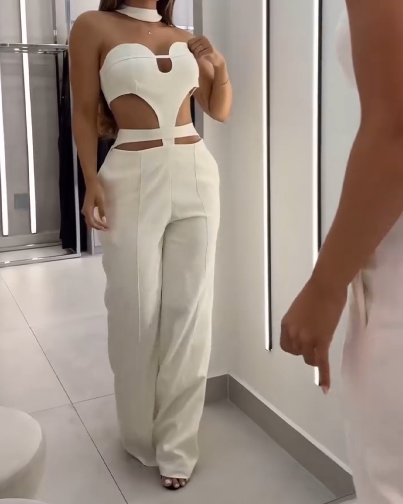 Effortlessly Elegant Pants with a Timeless Design
