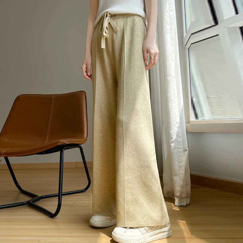 Sophisticated Pants with a Clean Classic Look