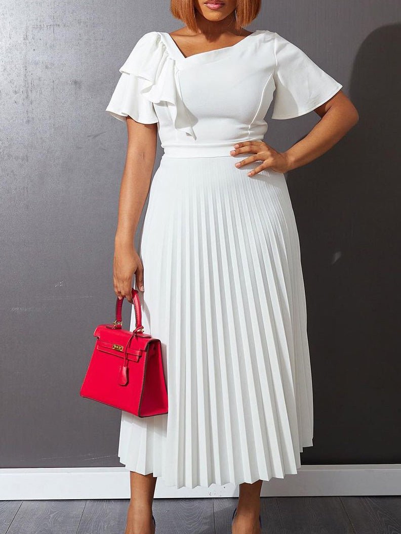 Effortlessly Elegant Dress with a Timeless Design