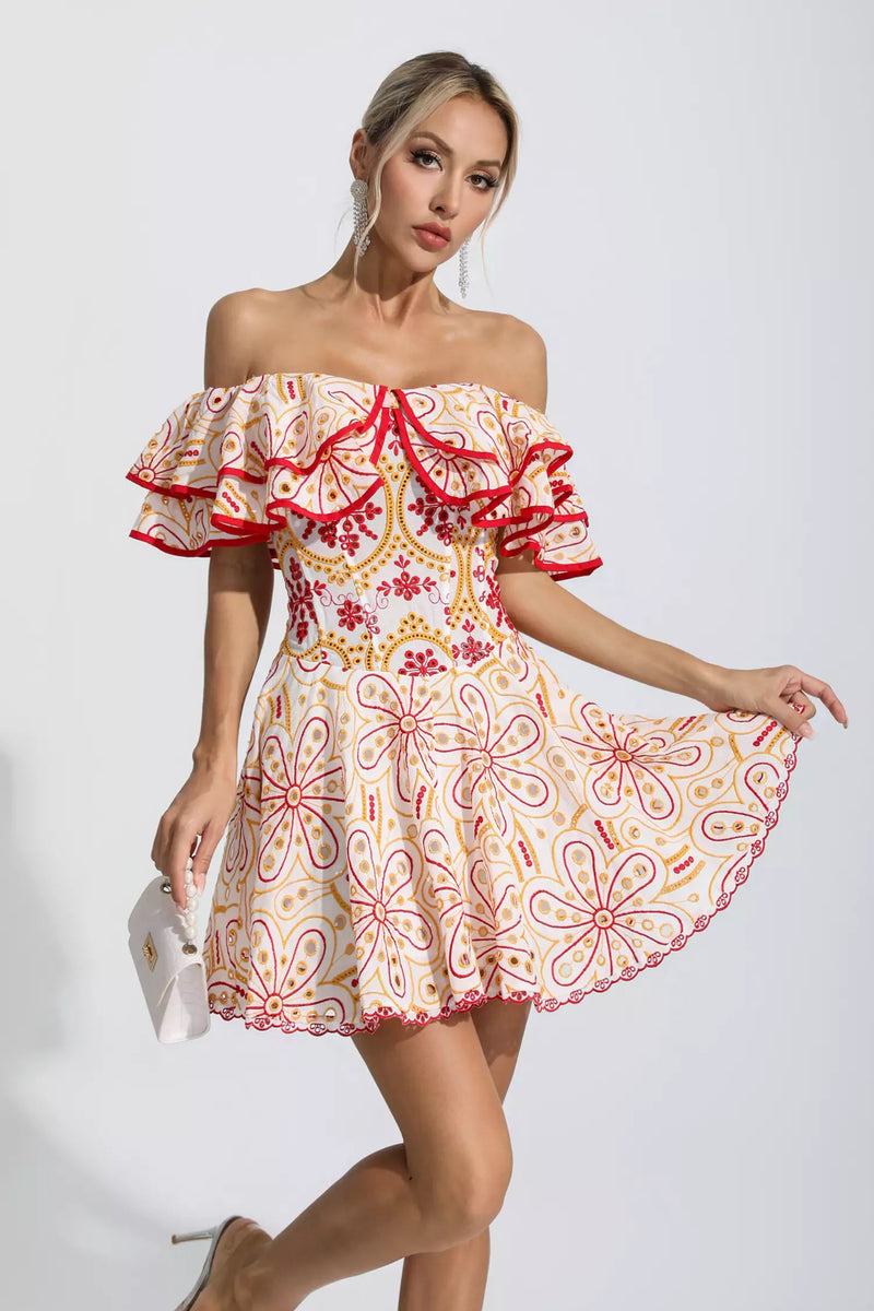 Effortlessly Elegant Dress with a Timeless Design