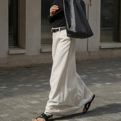 Gracefully Styled Garment for Any Occasion